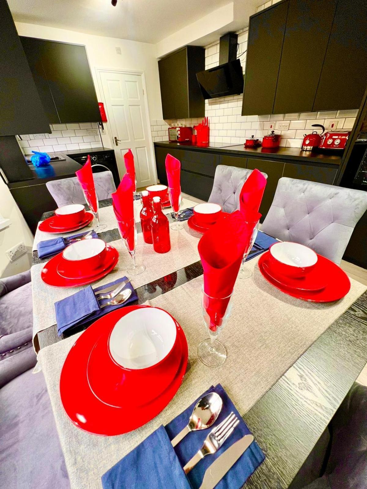 Stratford City - Luxe House With Garden Villa ลอนดอน ภายนอก รูปภาพ